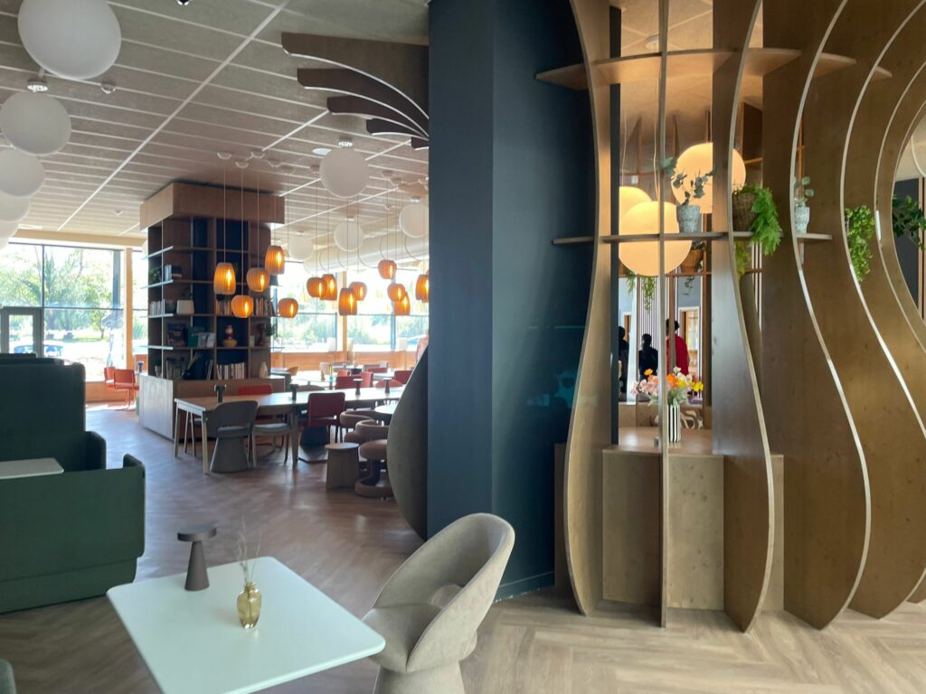 WhatsApp Image 2025-09-12 at 16.01.50